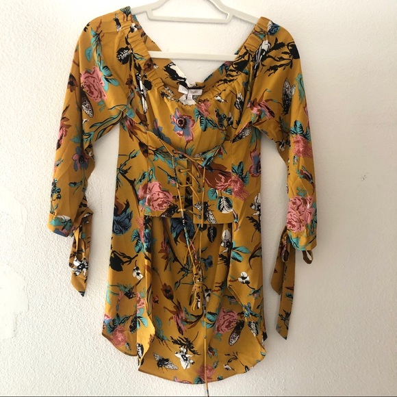 LULUMARI Yellow Floral Tunic off-shoulder Top - Picture 7 of 15